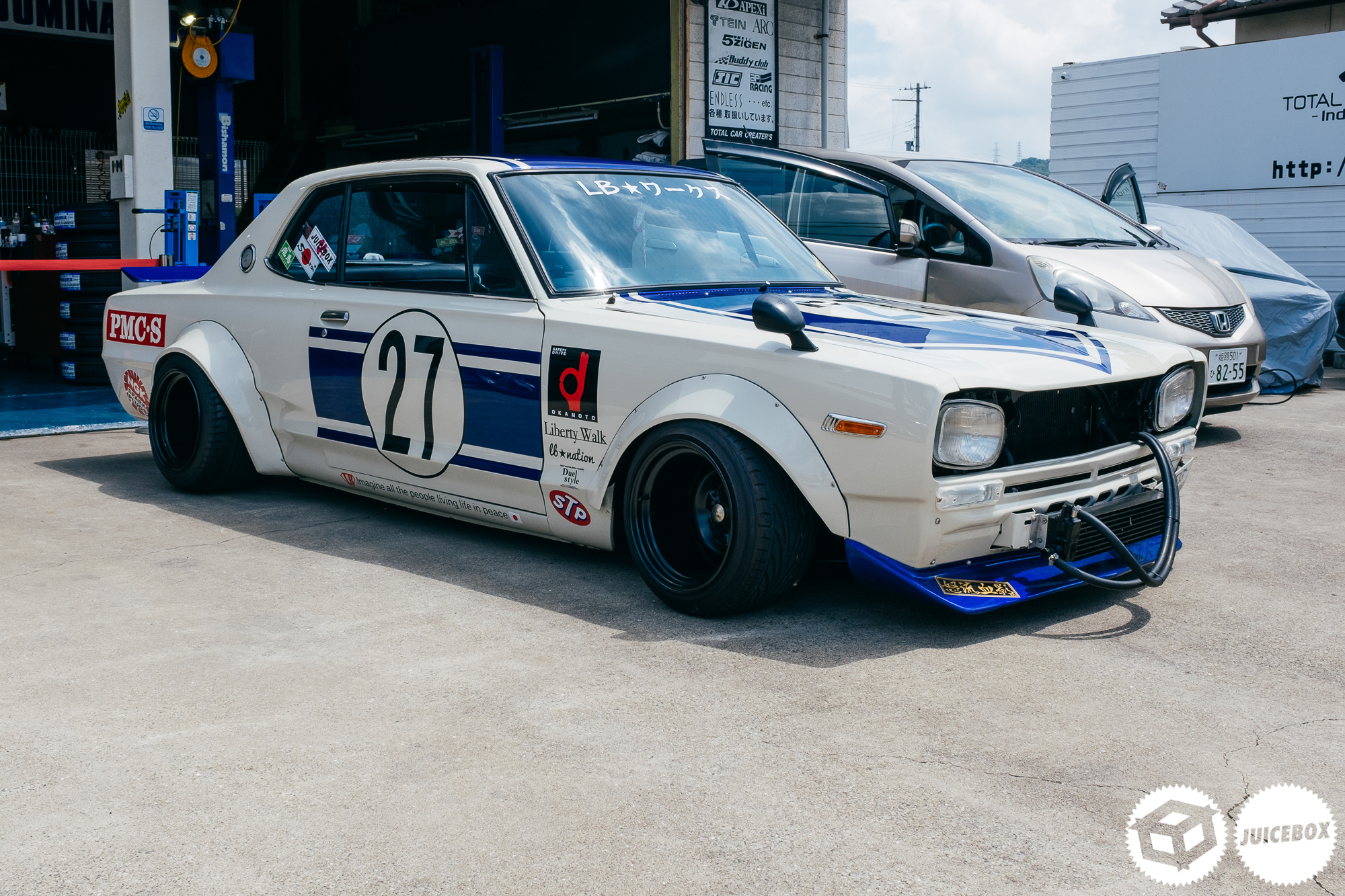 Japan in a Van – Endless, Up Garage and Car Create ING